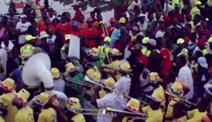 Michael Benjamin  Ayiti Se... (Clip Officiel)