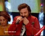 Halil Sezai'den Müslüm Gürses Şarkısı (Kral Tv Türkiye Müzik Ödülleri) 12 04 2013