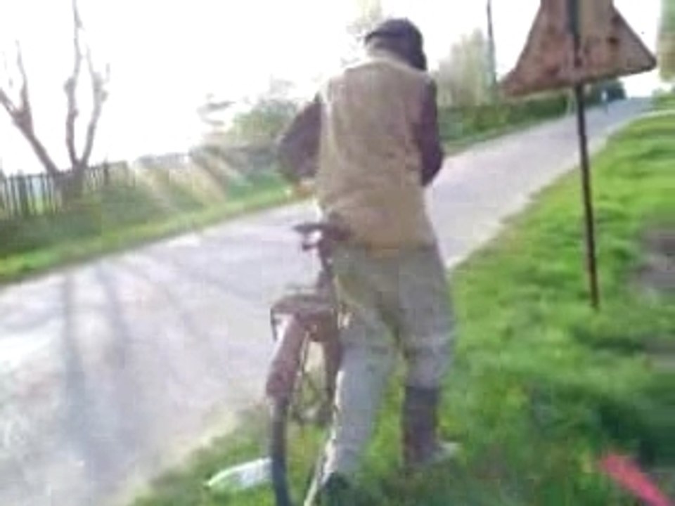 Un alcoolique à vélo
