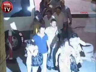 Arap kadınlara fuhuş operasyonu