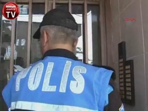 Ben hırsız! Kapıyı açar mısınız _