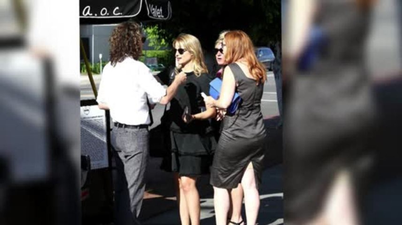 Lea Michele Joins Glee Cast to Pay Tribute to Cory Monteith at 'Emotional' Memorial