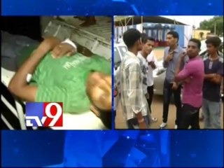 Killi Krupa Rani sons hits bike, 3 injured