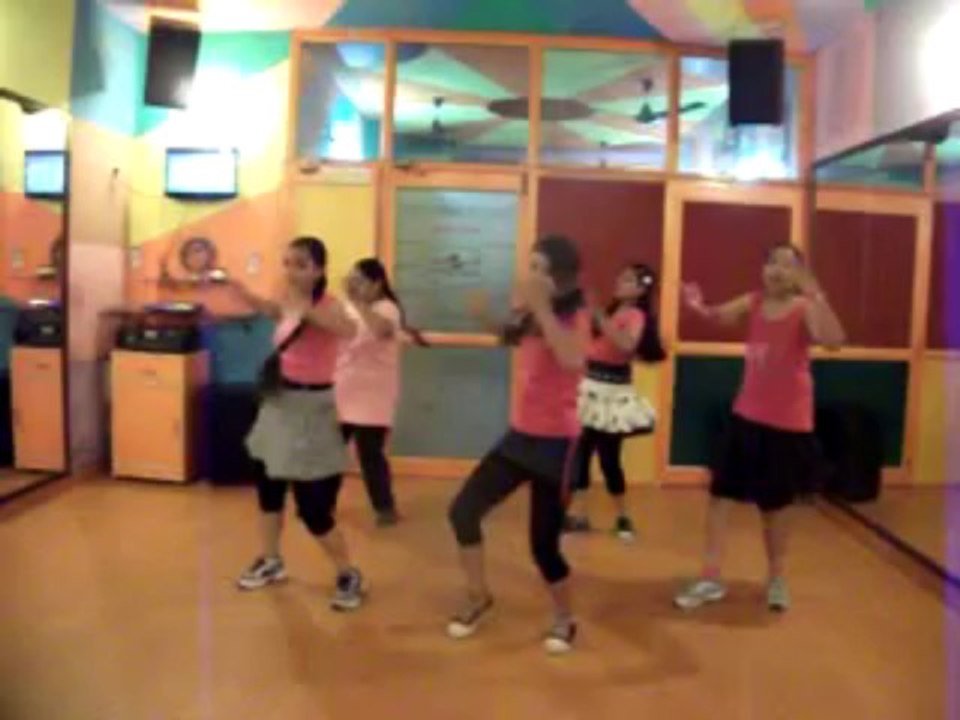 tumhi ho bandhu _Cocktail_ Dance Performance by Step2Step Dance Studio, 9888697158.flv