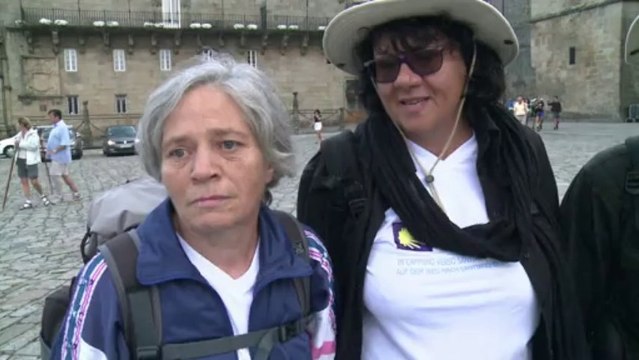 Emotion des pèlerins de Saint-Jacques de Compostelle