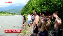 Crash dun hélicoptère de tourisme dans une rivière