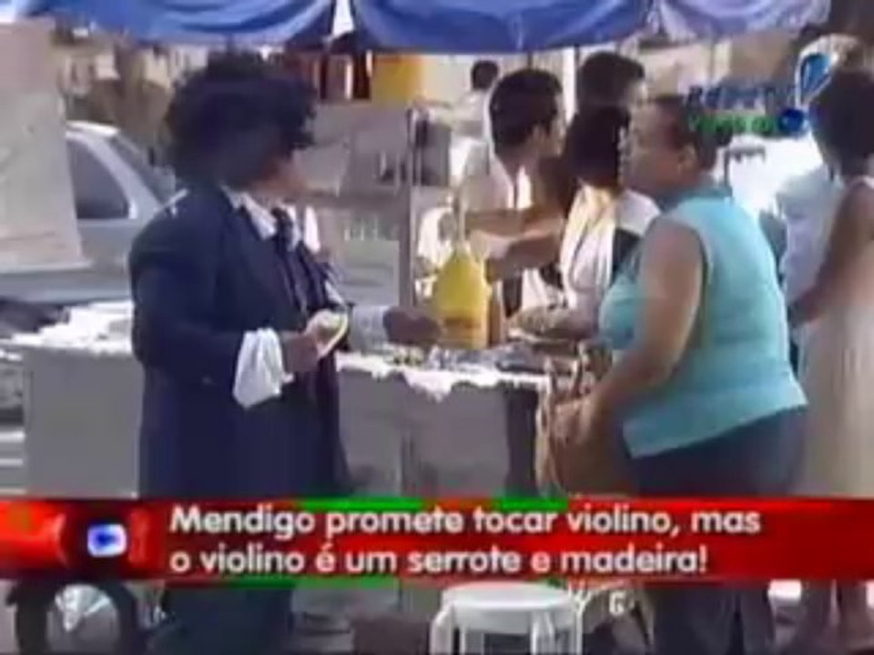 Pegadinha do João Kleber - Mendigo Toca Violino