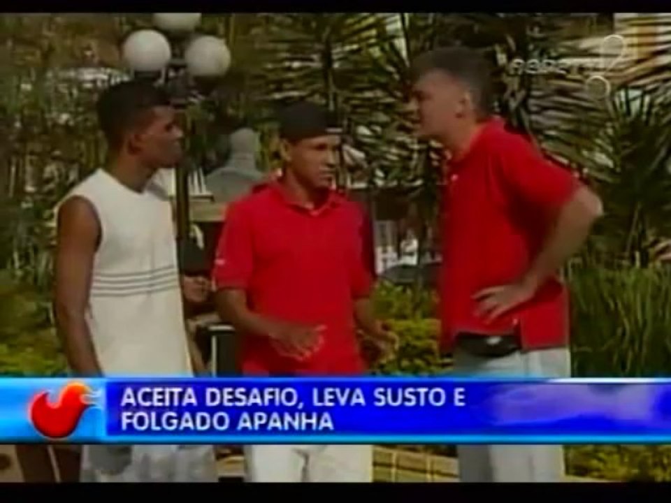 Pegadinha do João Kleber - Rene - Brincando de estátua