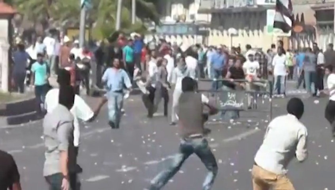 Egypte : affrontements entre pro et anti-Morsi au Caire