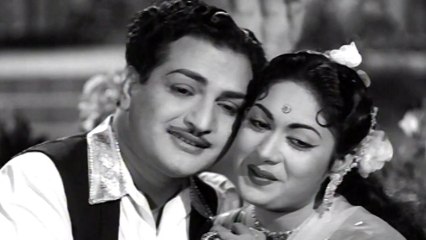 Vimala Songs - Kannullo Nee Bomma Choodu - NTR, Savithri - HD
