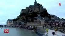 le Mont-Saint-Michel redevient une ile le temps d'une marée