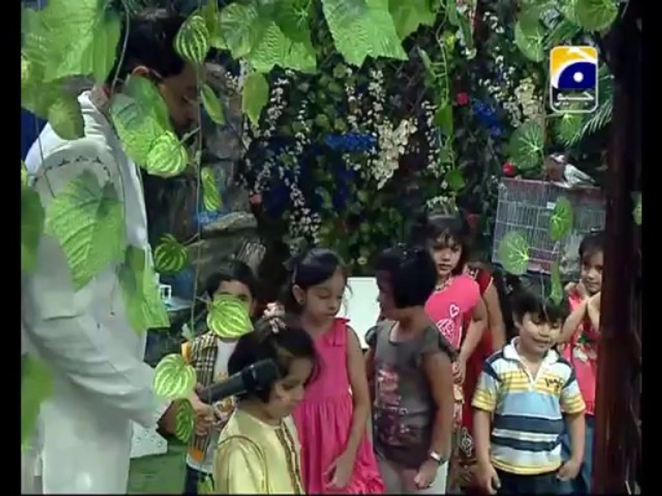 16th Iftar Charind Parind Part 1 in Amaan Ramazan with Aamir Liaquat 1434h 26-7-2013 -003