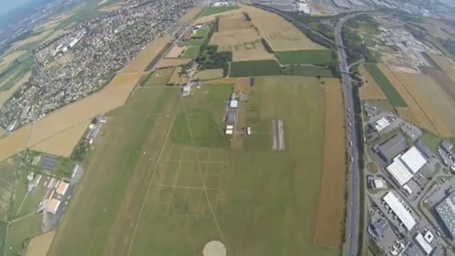 PARACHUTISME – RASSEMBLEMENT FEMININ NATIONAL 2013 : freefly saut 3