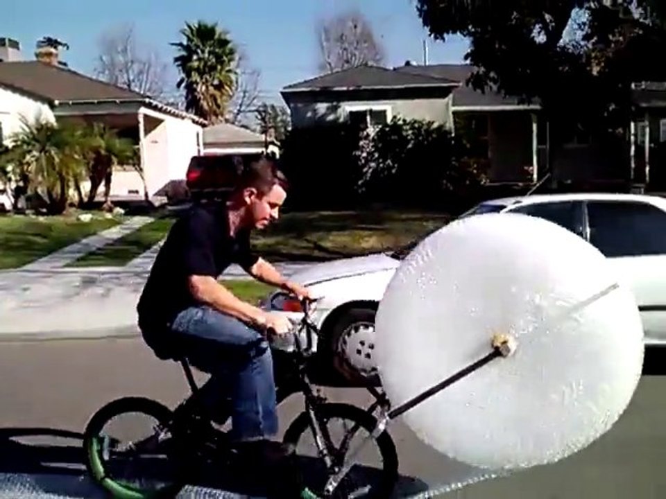 Bubble Wrap Bike Vidéo Dailymotion