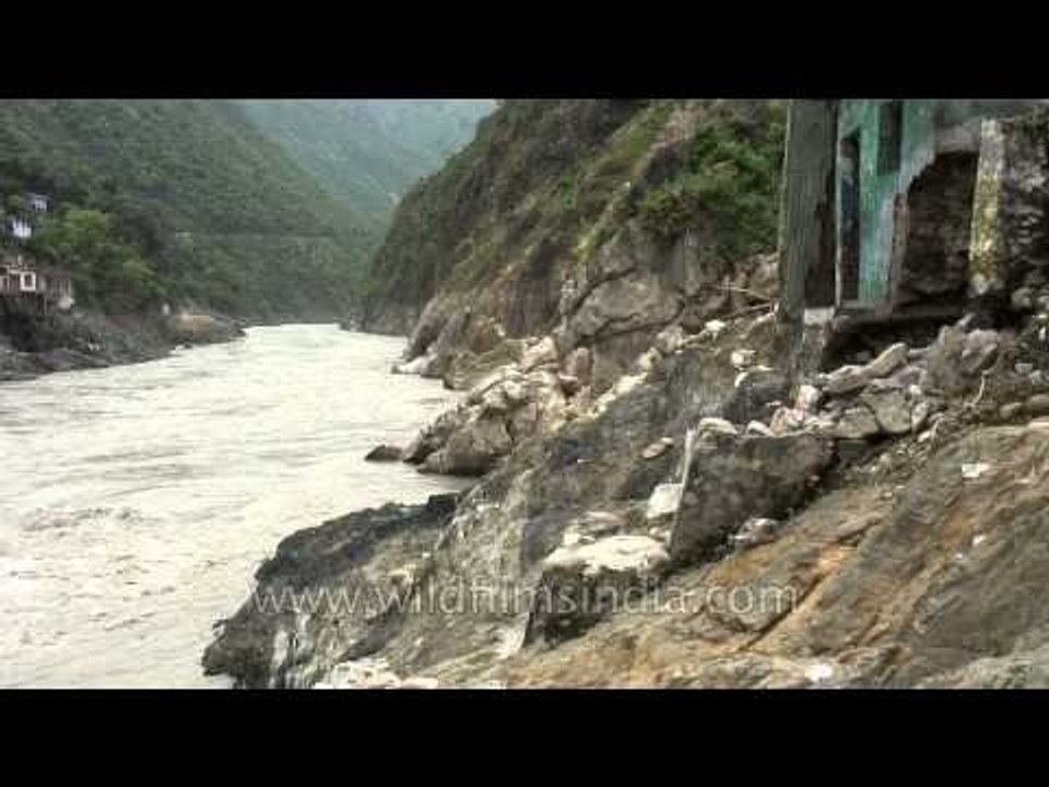 Totally damaged house in the Rudraprayag Region