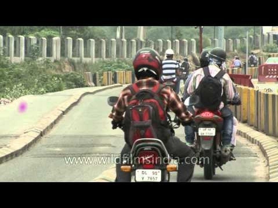 Car lanes/Bike lanes at the Gurgaon tollgate