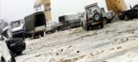 Tormenta afecta ferry con autos nuevos en Rusia