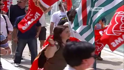 CROLLO COMMERCIO, BOOM DEGLI AMMORTIZZATORI