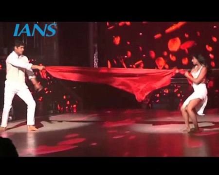 Siddharth Mohena sizzling dance moves