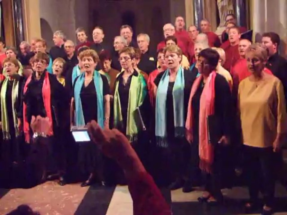 Col canto en concert avec Lapurtarrak à Ste-gemmes-sur-Loire - Hegoak - 10 mai 2008