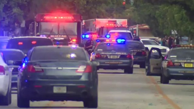 Seven killed in Florida shootout, hostage drama