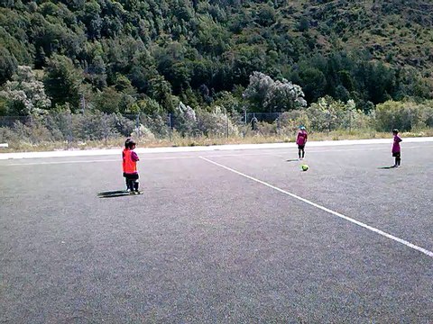 Football stage de la Tinée été 2013- Stagiaires du Montet Bornala Club de Nice