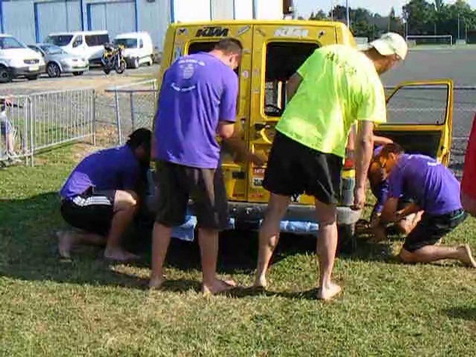 jeu de la voiture saint denis la chavasse a belligné