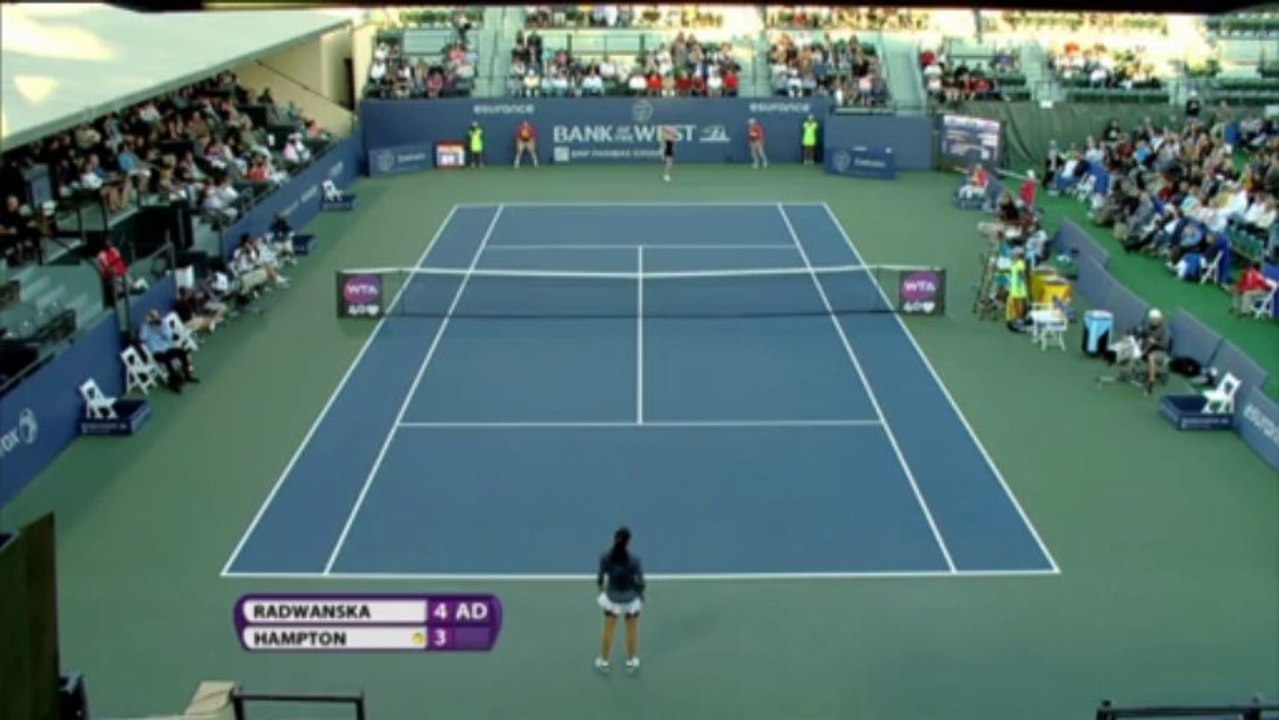 WTA Stanford - La Radwanska facile sulla Hampton, semifinale