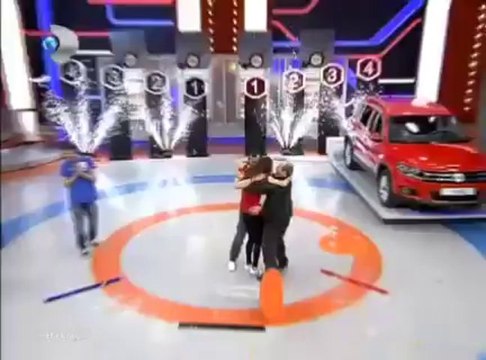 Ben Bilmem Eşim Bilir Yarışmasında Stüdyoyu Dağıttı