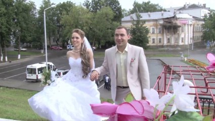 Effondrement d'une maison lors d'un mariage