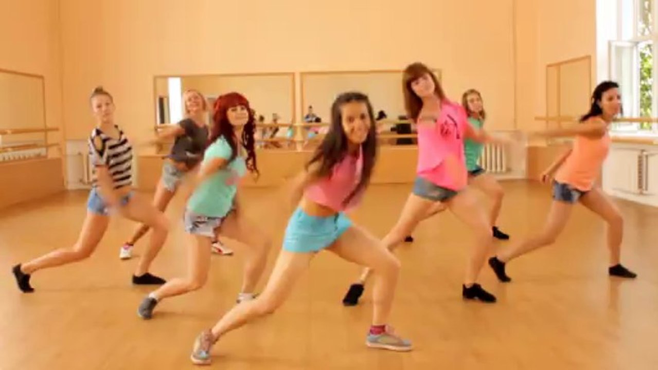 CHRIS BROWN feat RIHANNA - TURN UP THE MUSIC - choreography