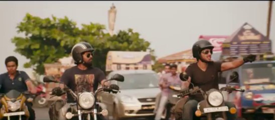 Doore Doore - Neelakasham pachakkadal chuvanna oru bhoomi