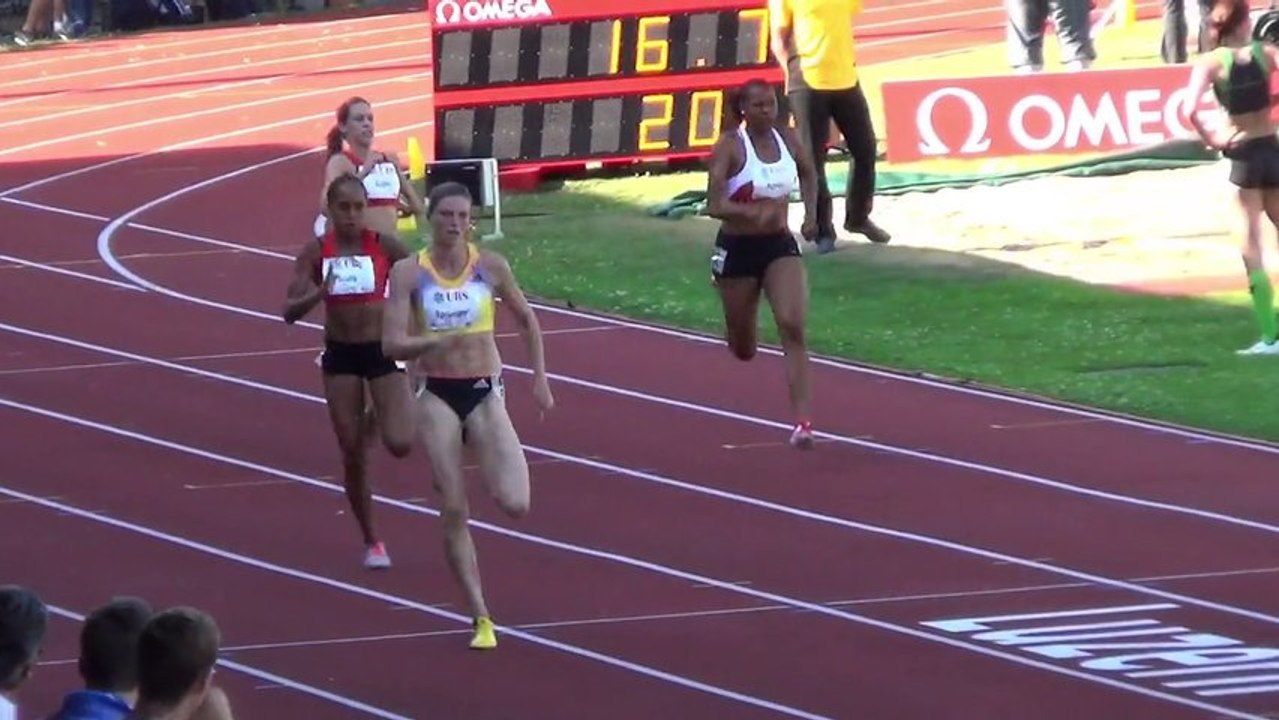 CS 2013 - 200m Femmes - Série 1