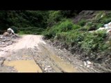 Car going through difficult routes on the way to Uttarkashi