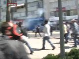 Polis gaz bombalarını hedef gözeterek attı
