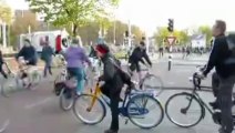Hollanda'daki Yaygın Bisiklet Kullanımı
