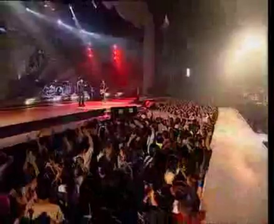 Om Pra Mah Pood - Bird Thongchai & Sek Loso