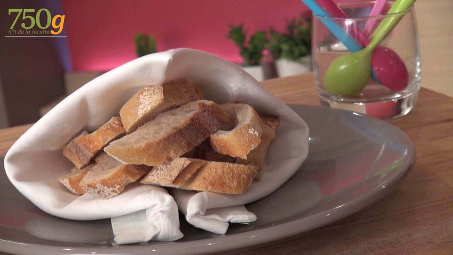 Pliage de serviette façon chauffe-pain - 750 Grammes - Vidéo Dailymotion