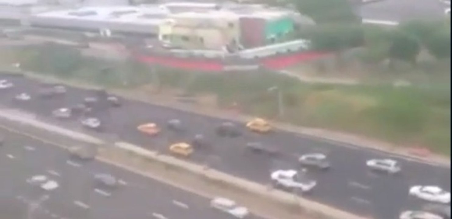 Etats-Unis : un passager filme le crash de l'avion de La Guardia