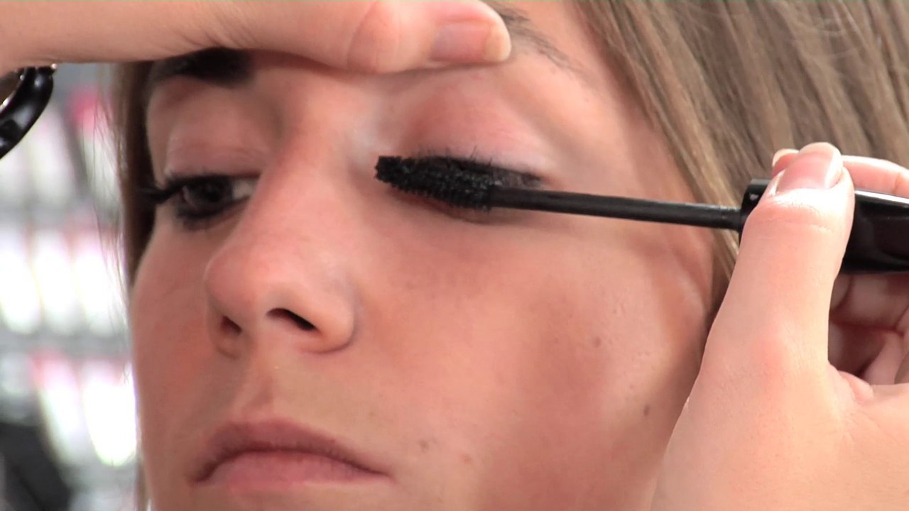 Basic Instant : cinq façons de poser son mascara