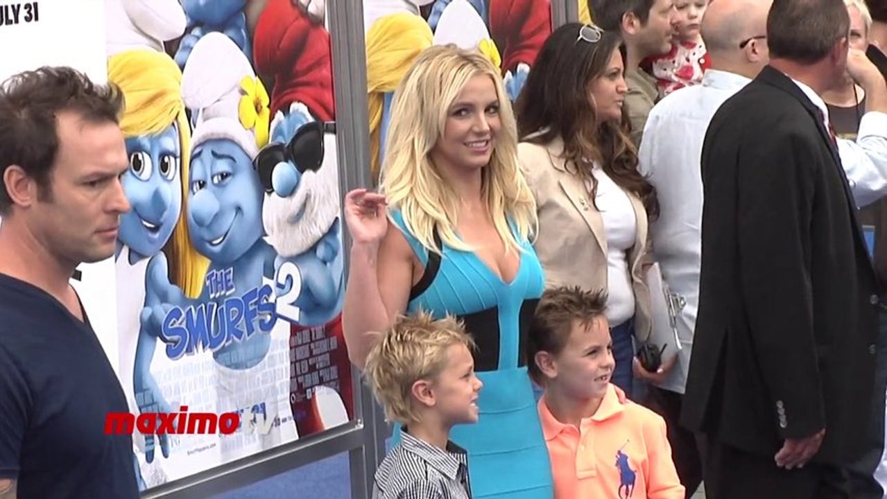 Britney Spears "The Smurfs 2" Los Angeles Premiere Blue Carpet Arrivals
