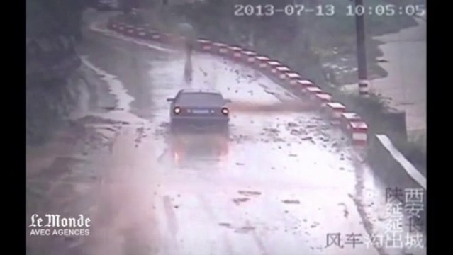 Des images de vidéosurveillance montrent la violence des inondations en Chine