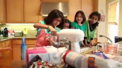 My Heart Is Pakistan -Dil Dil Pakistan (English Version)