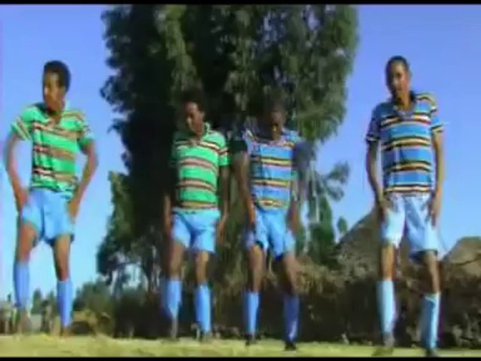 Very Nice Ethiopian music 2013 Eneshager Gonder - Konjit Shanqo