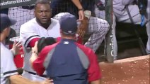 Un joueur de Baseball pète un câble en direct avec sa batte!! Grosse colère David Ortiz des Boston Red Sox..