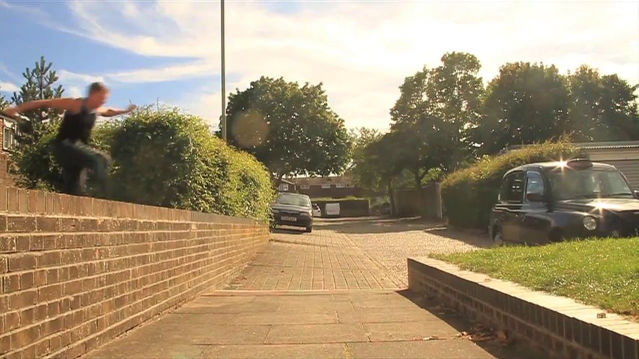 JOHN CANE-PARKOUR & FREERUNNING