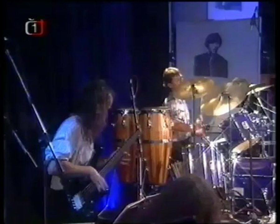 VACLAV NECKAR - NAUTILUS (LIVE)