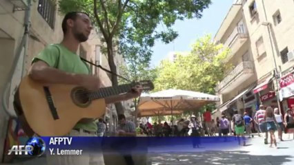 A Jérusalem, les Israéliens réagissent aux négociations de paix