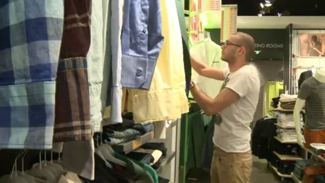 Soldes: bilan plutôt bon mais qui ne sauvera pas l'année