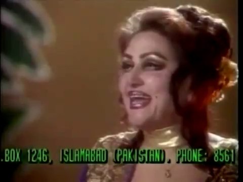 NOOR JEHAN live - DUNIYA KAB CHUP REHTI HAI
